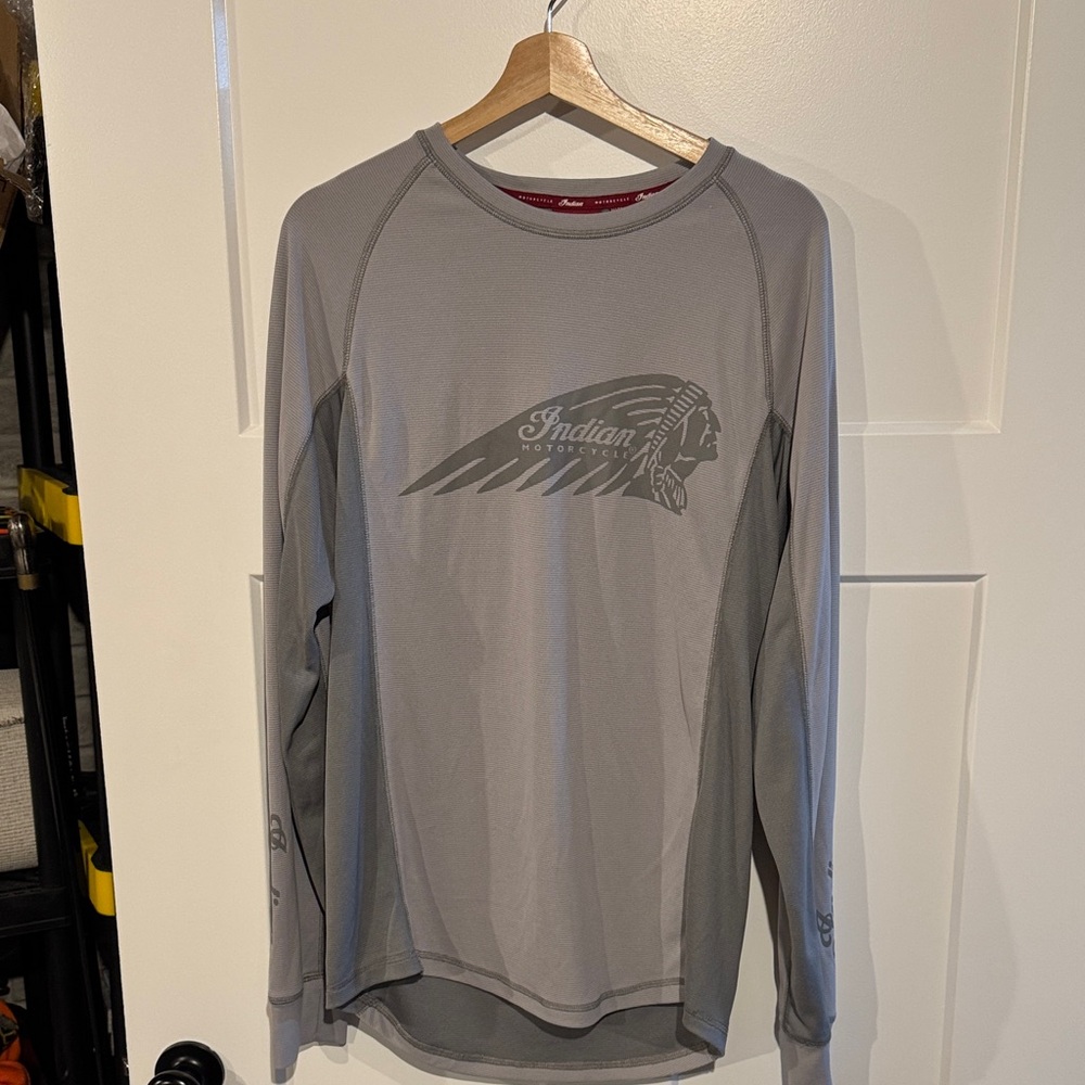 Indian Motorcycle Men’s Long Sleeve Performance Tee - Gray